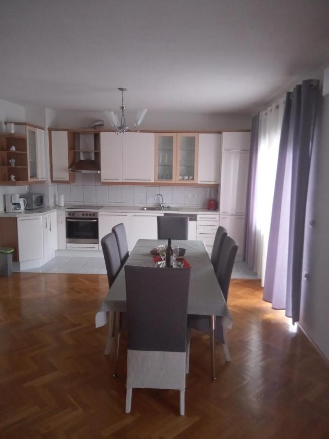 Apartman Teklic Kaštela Esterno foto
