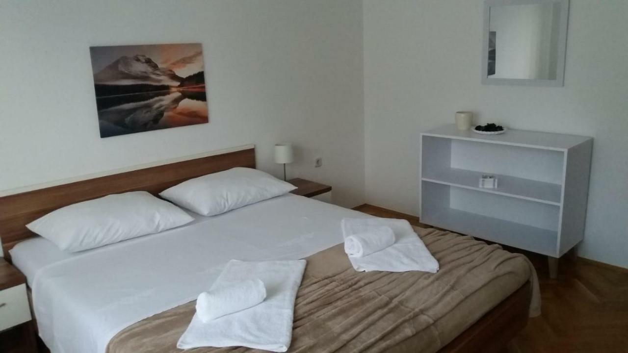 Apartman Teklic Kaštela Esterno foto