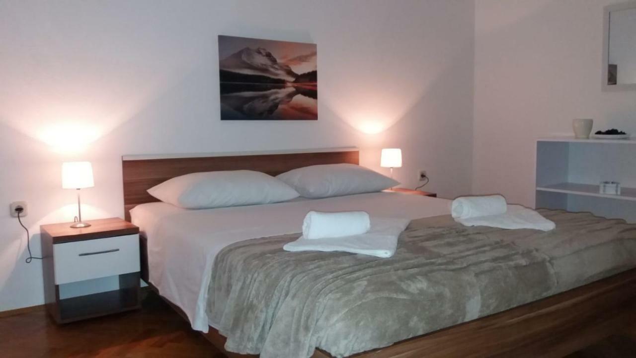 Apartman Teklic Kaštela Esterno foto